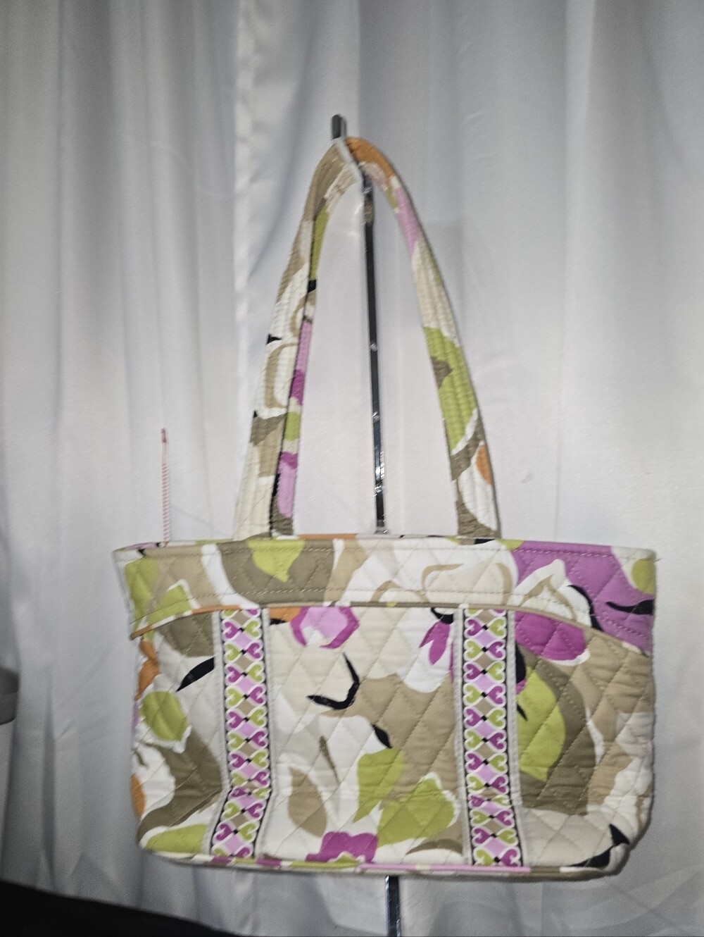 Vera BRADLEY Quilted Floral Tote Bag in Pink, Green and Cream Shoulder Bag